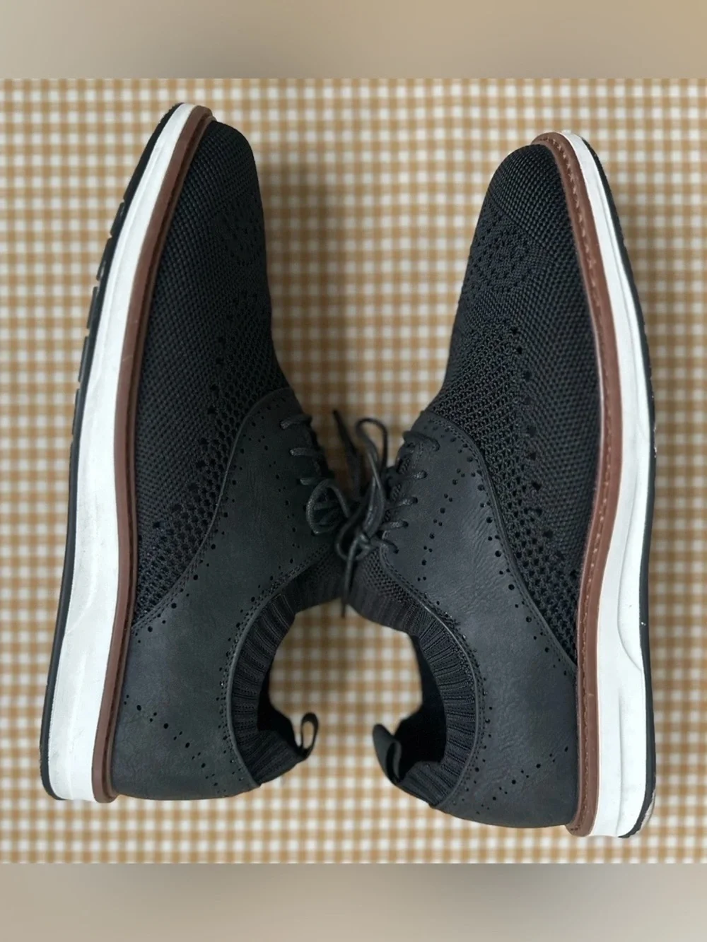 Men's Black Knit Lace-Up Casual Shoes